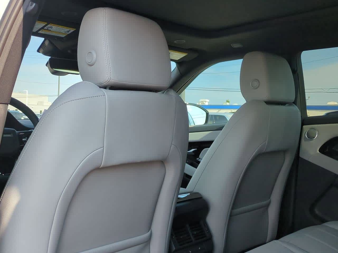 Thumbnail: 2025 Land Rover Range Rover Evoque - 16