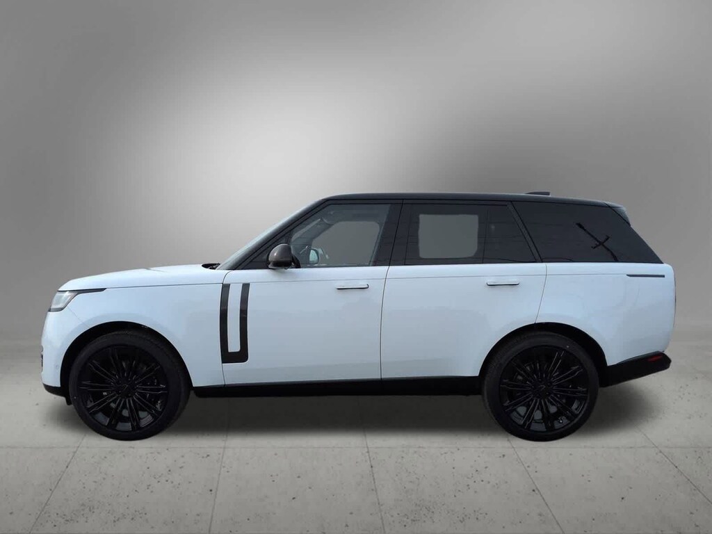 New 2026 Land Rover Range Rover SE SUV