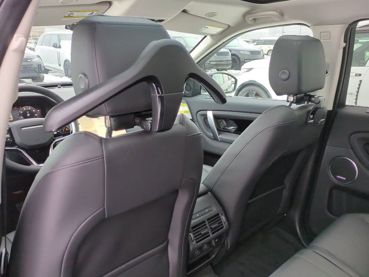 Thumbnail: 2025 Land Rover Discovery Sport - 18