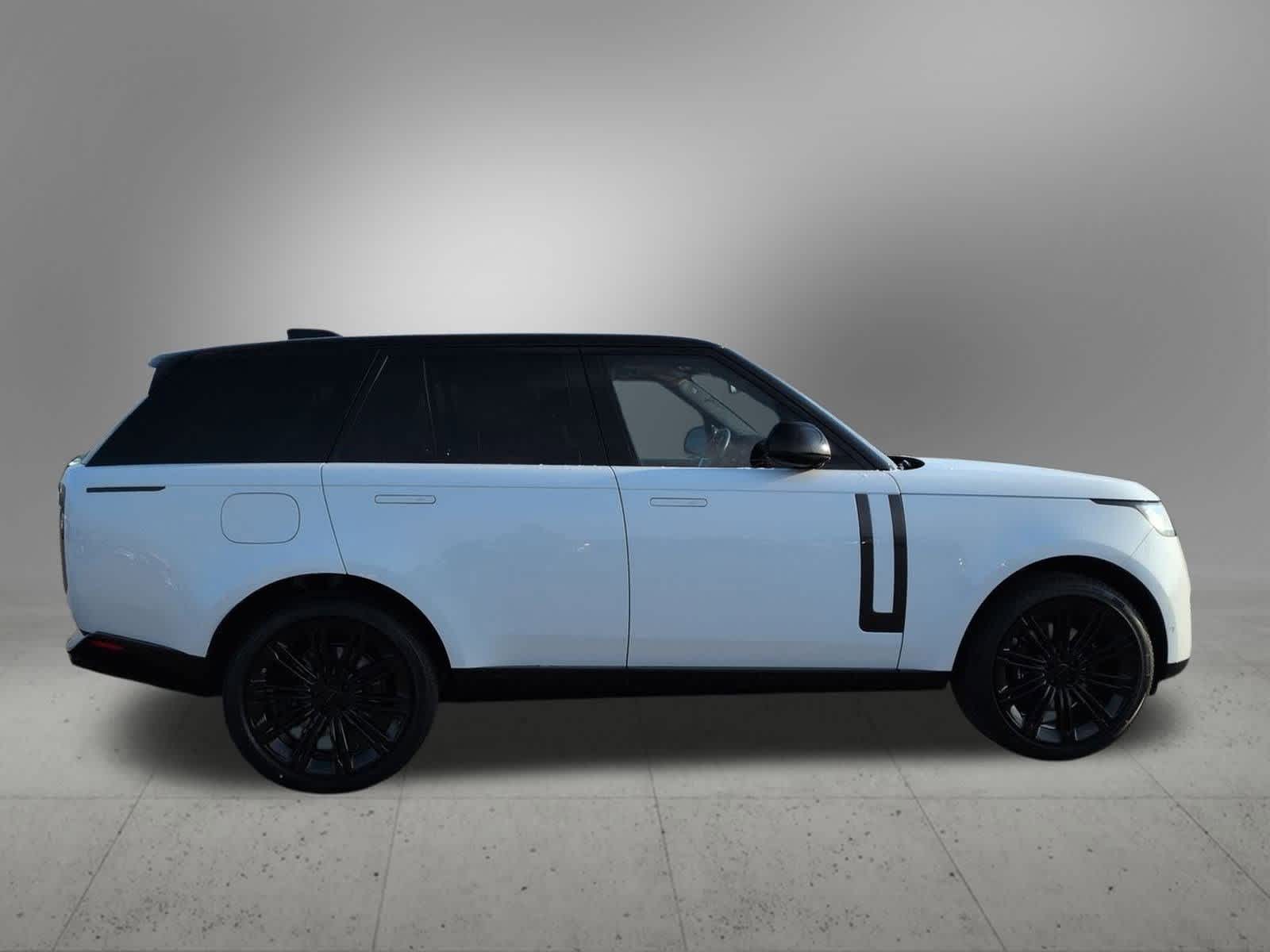 Thumbnail: 2026 Land Rover Range Rover - 7