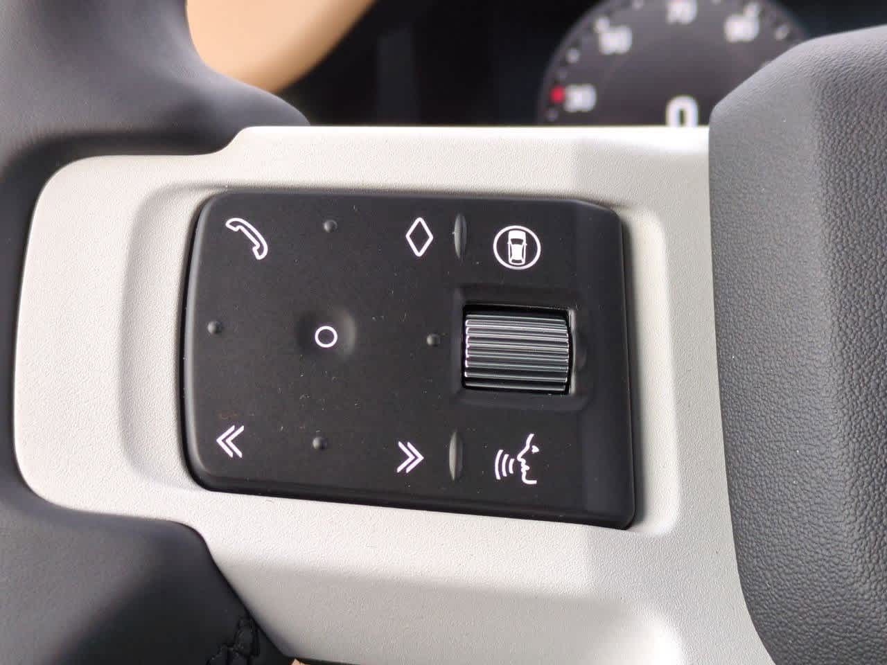 Thumbnail: 2026 Land Rover Defender - 25