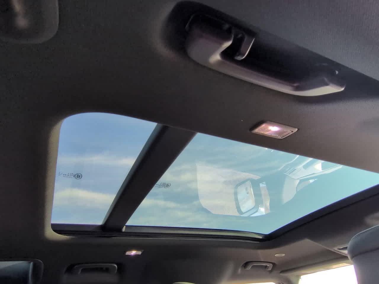 Thumbnail: 2026 Land Rover Defender - 22