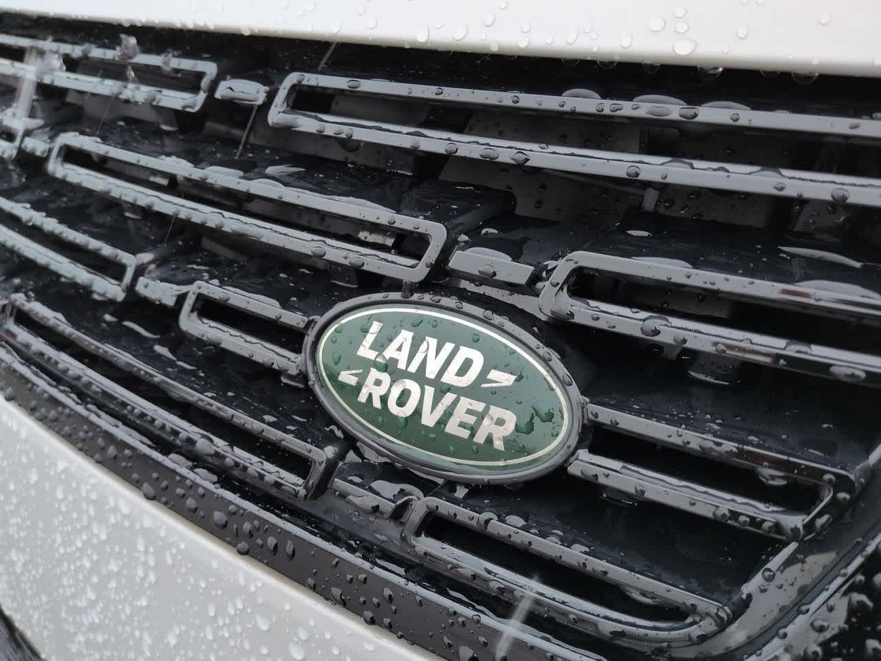 Thumbnail: 2026 Land Rover Range Rover Sport - 11