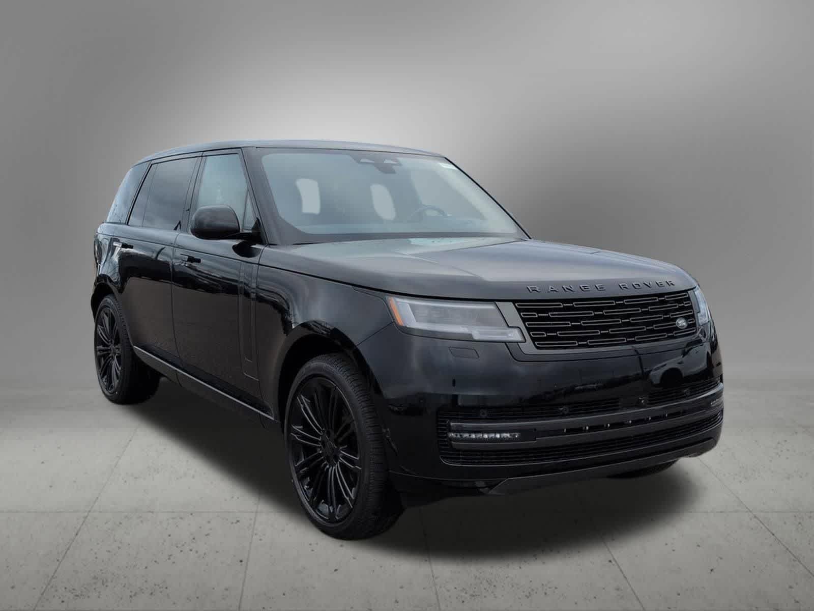 Thumbnail: 2026 Land Rover Range Rover - 8