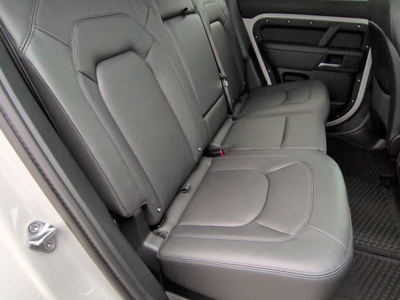 Thumbnail: 2026 Land Rover Defender - 21