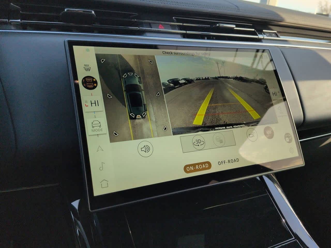 Thumbnail: 2026 Land Rover Range Rover Sport - 30