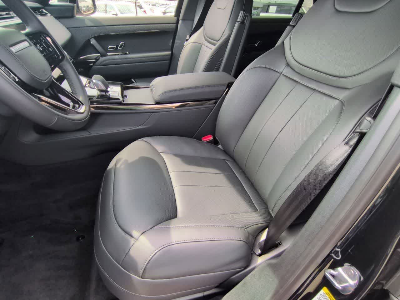 Thumbnail: 2026 Land Rover Range Rover Sport - 16