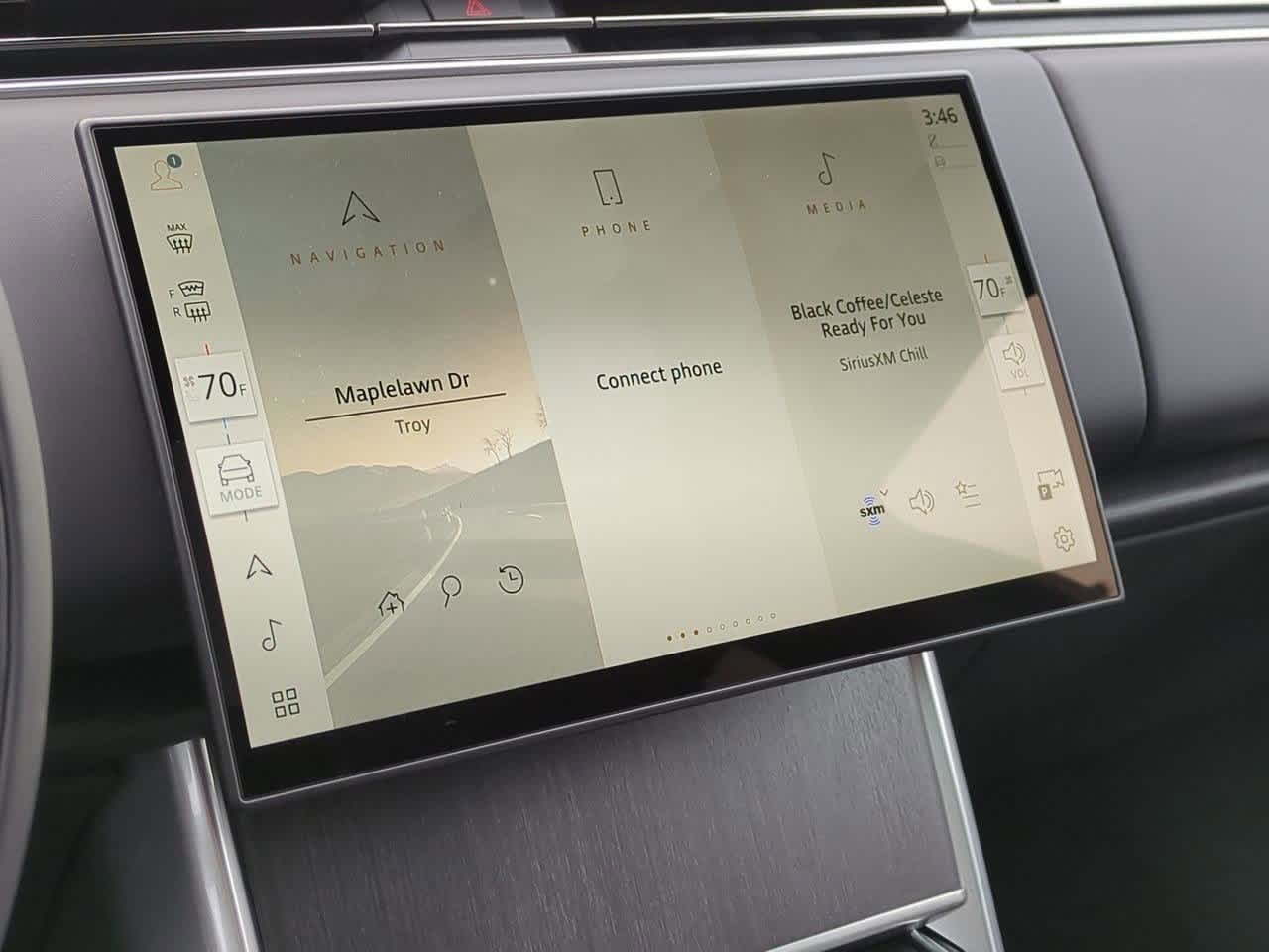 Thumbnail: 2025 Land Rover Range Rover - 29