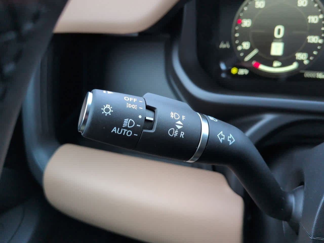 Thumbnail: 2025 Land Rover Defender - 29