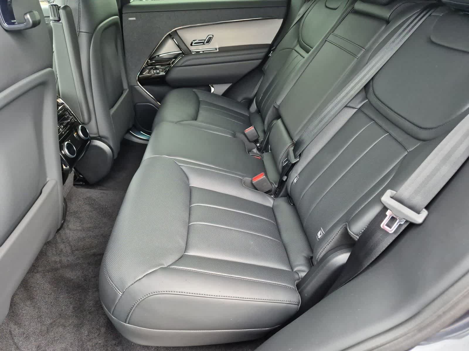 Thumbnail: 2026 Land Rover Range Rover Sport - 19