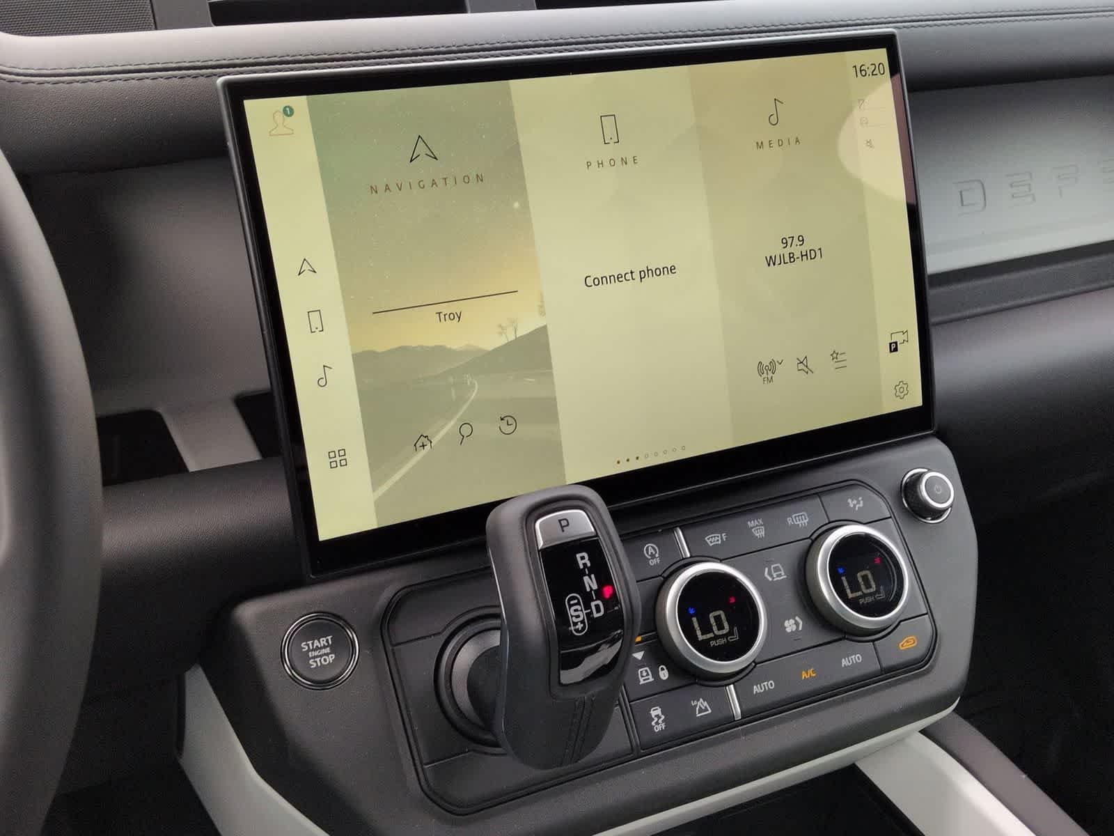 Thumbnail: 2026 Land Rover Defender - 28