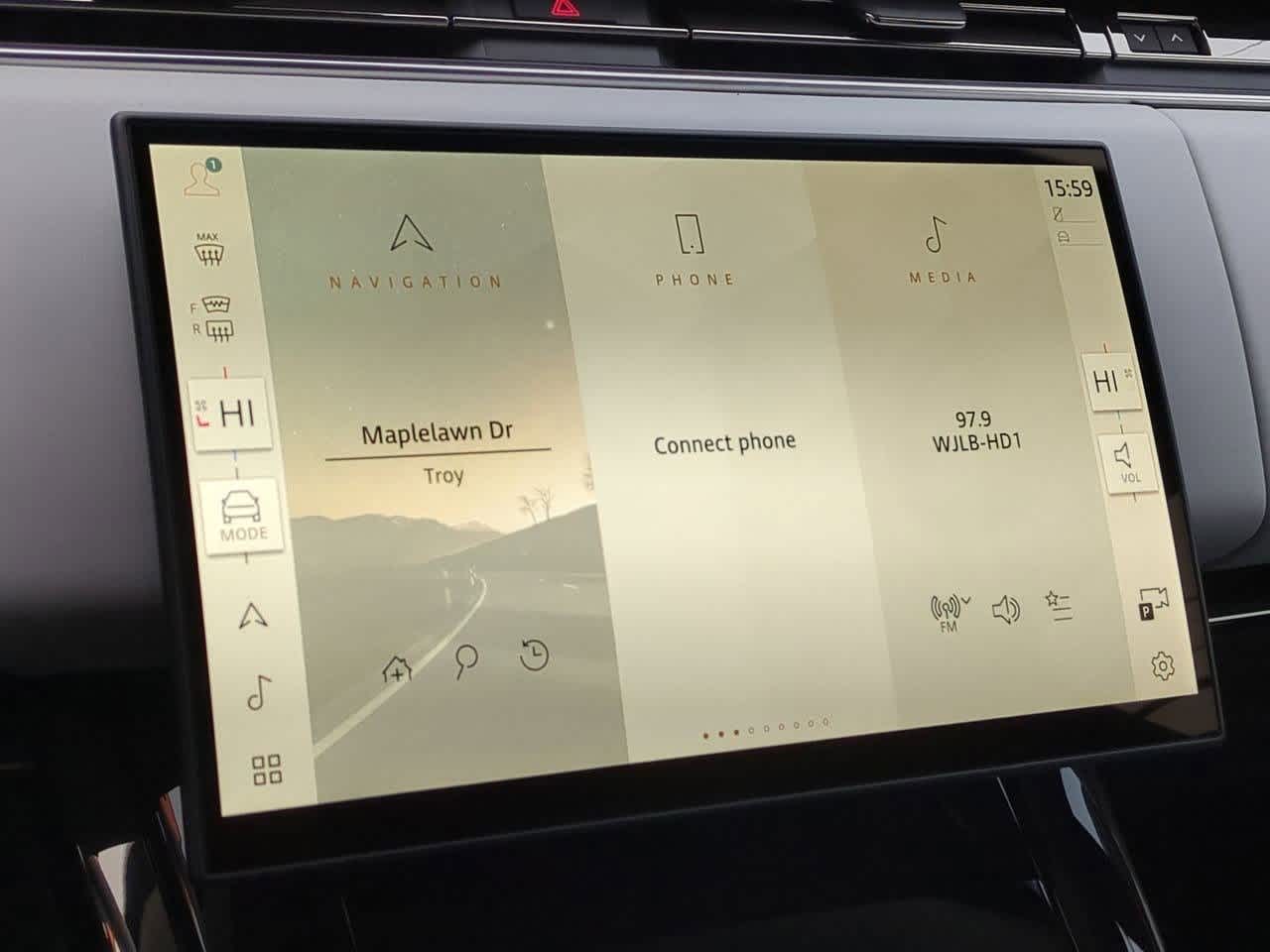 Thumbnail: 2025 Land Rover Range Rover Sport - 26