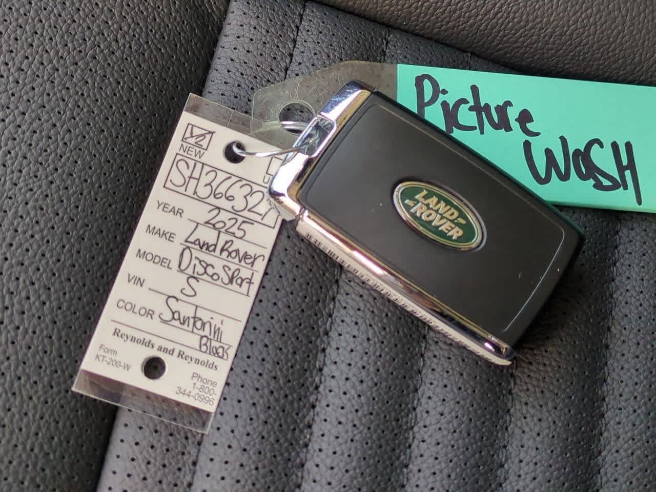 Thumbnail: 2025 Land Rover Discovery Sport - 37