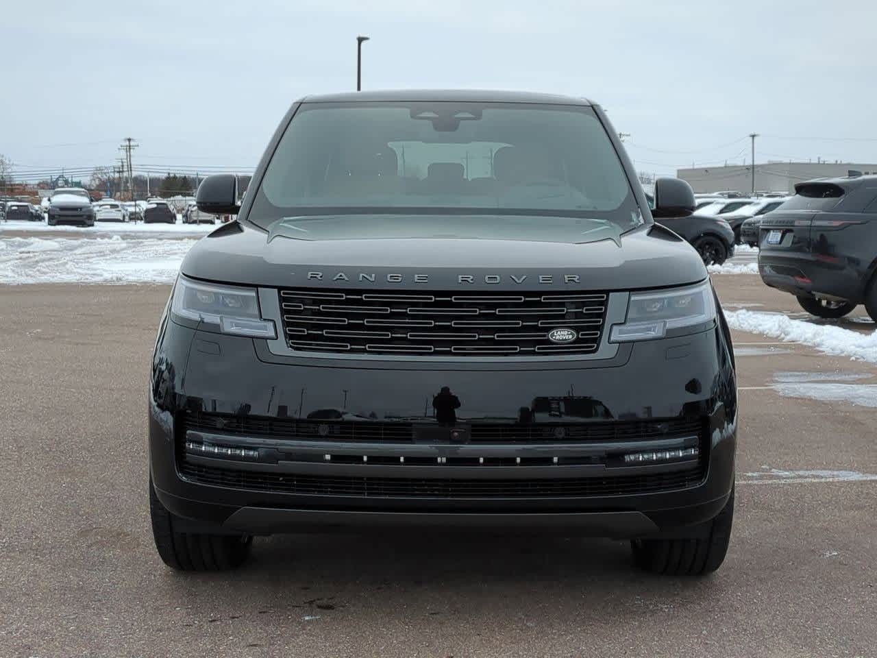 Thumbnail: 2025 Land Rover Range Rover - 9