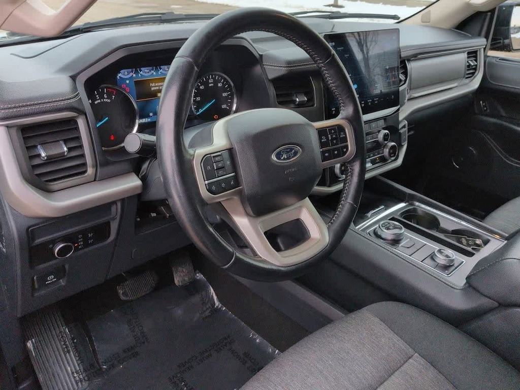 Used 2024 Ford Expedition Max XLT SUV