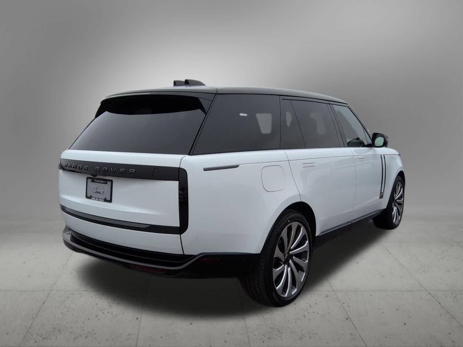 Thumbnail: 2026 Land Rover Range Rover - 6