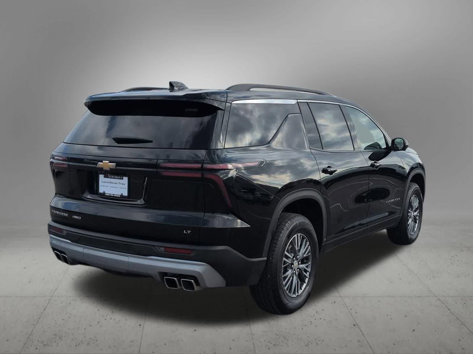 Thumbnail: 2024 Chevrolet Traverse - 6