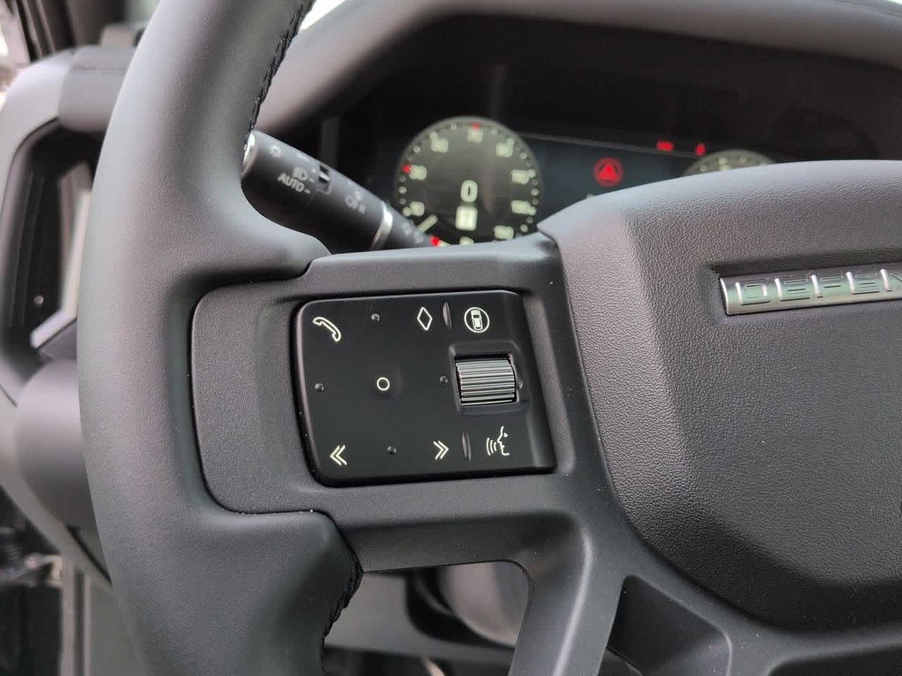 Thumbnail: 2026 Land Rover Defender - 25