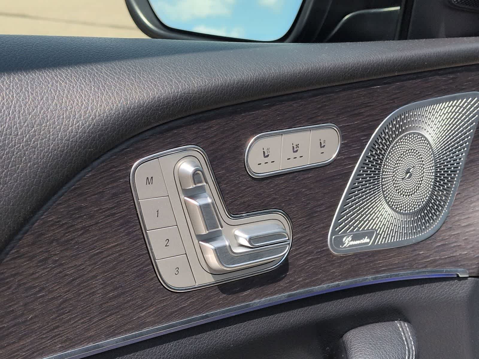 Thumbnail: 2020 Mercedes-Benz GLS - 16