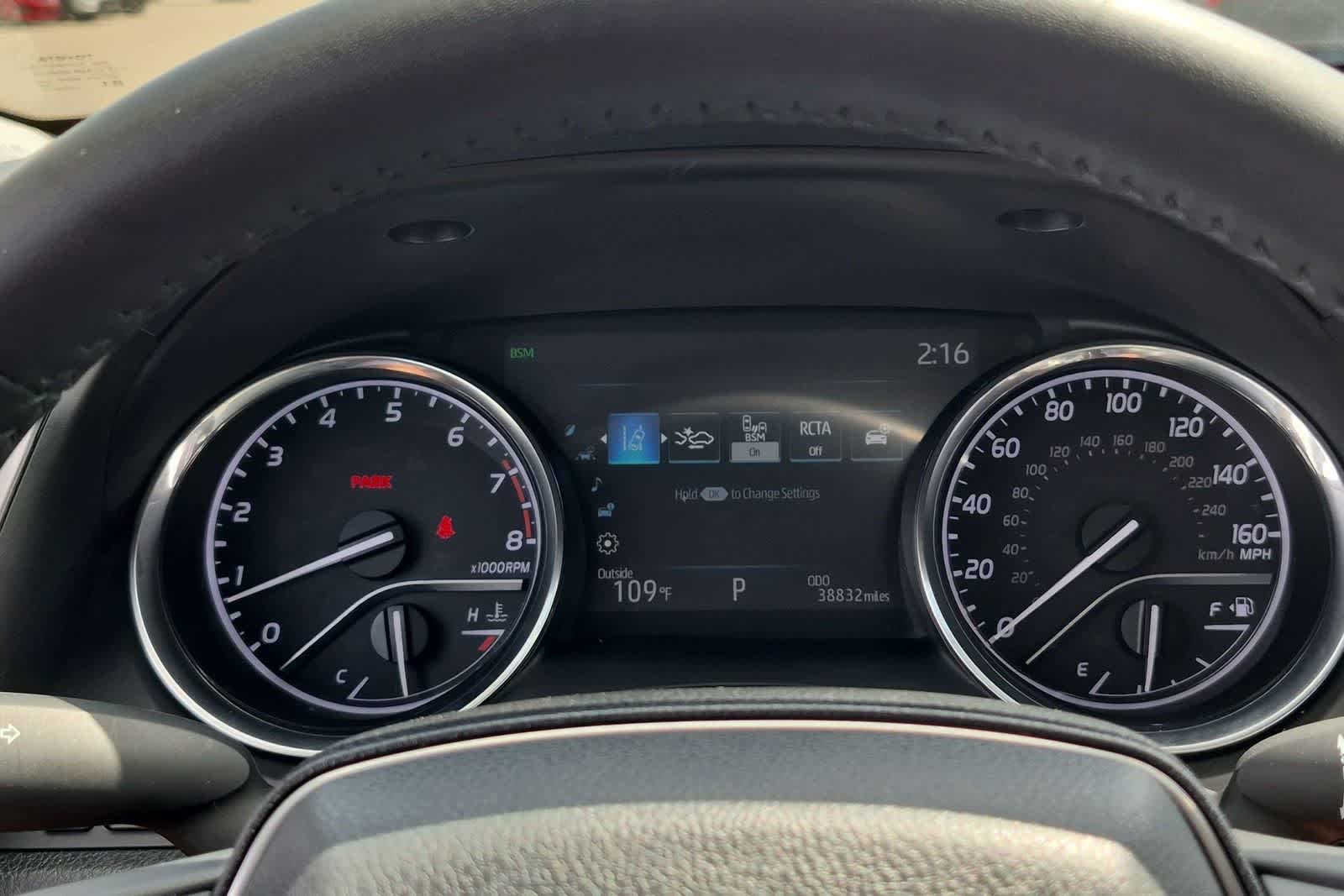 2020 Toyota Camry XLE - Photo 31