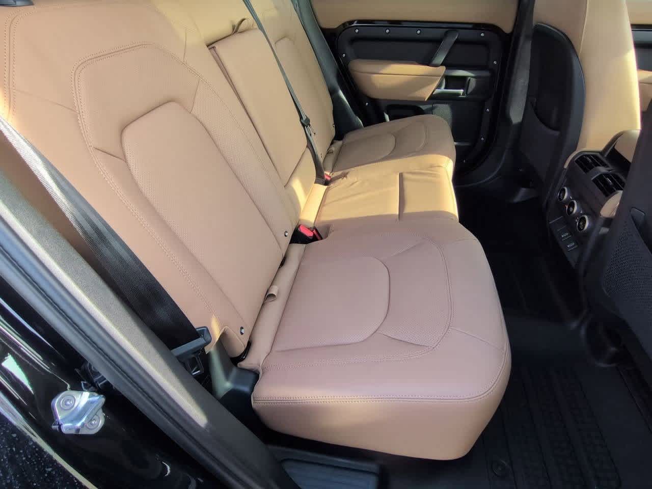 Thumbnail: 2026 Land Rover Defender - 21