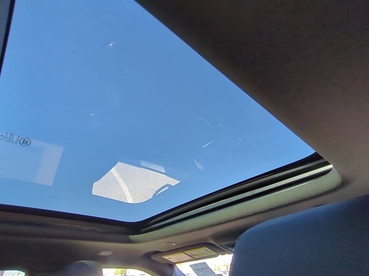 Thumbnail: 2026 Land Rover Range Rover Evoque - 19