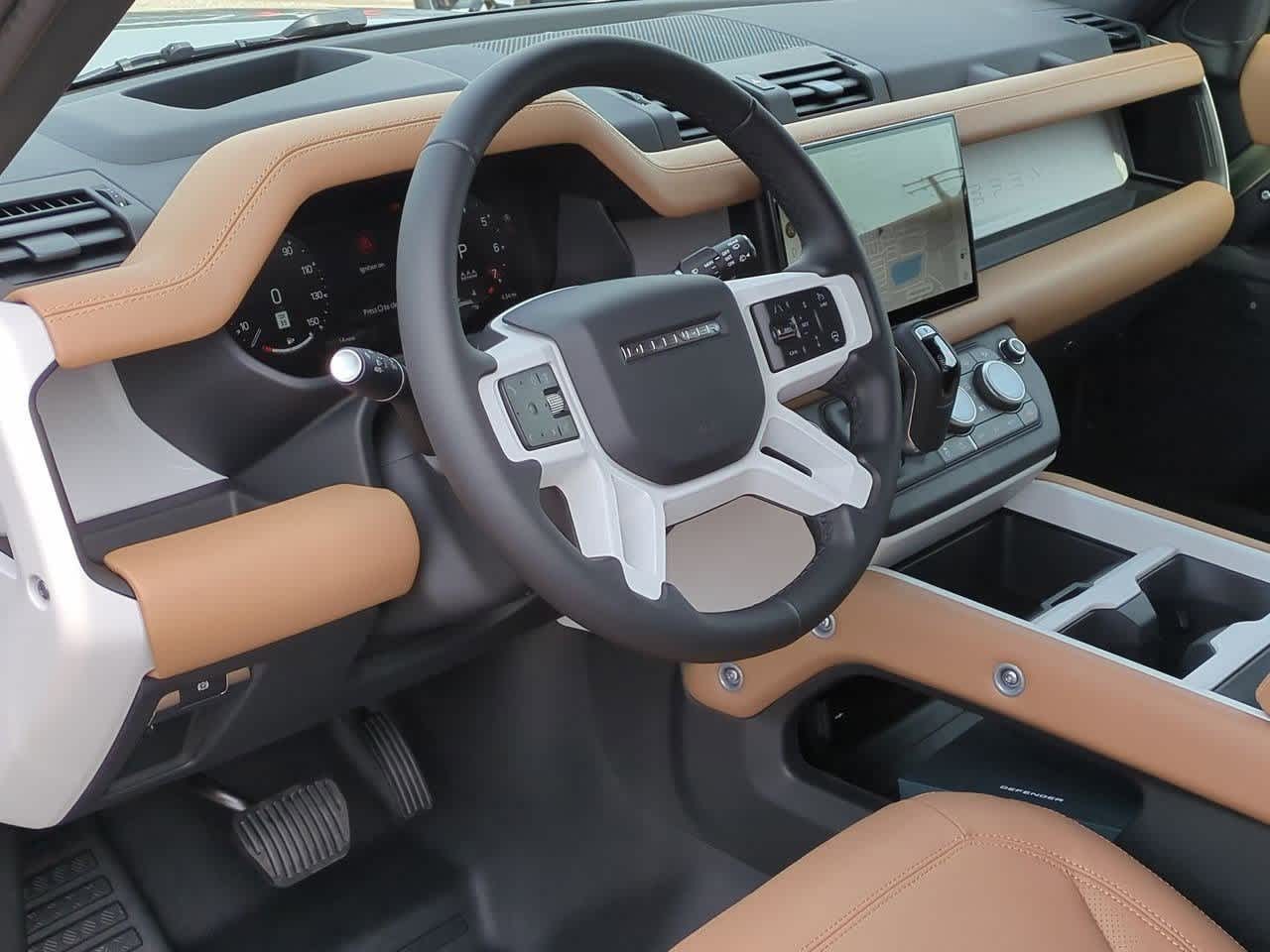 2025 Land Rover Defender 110 2
