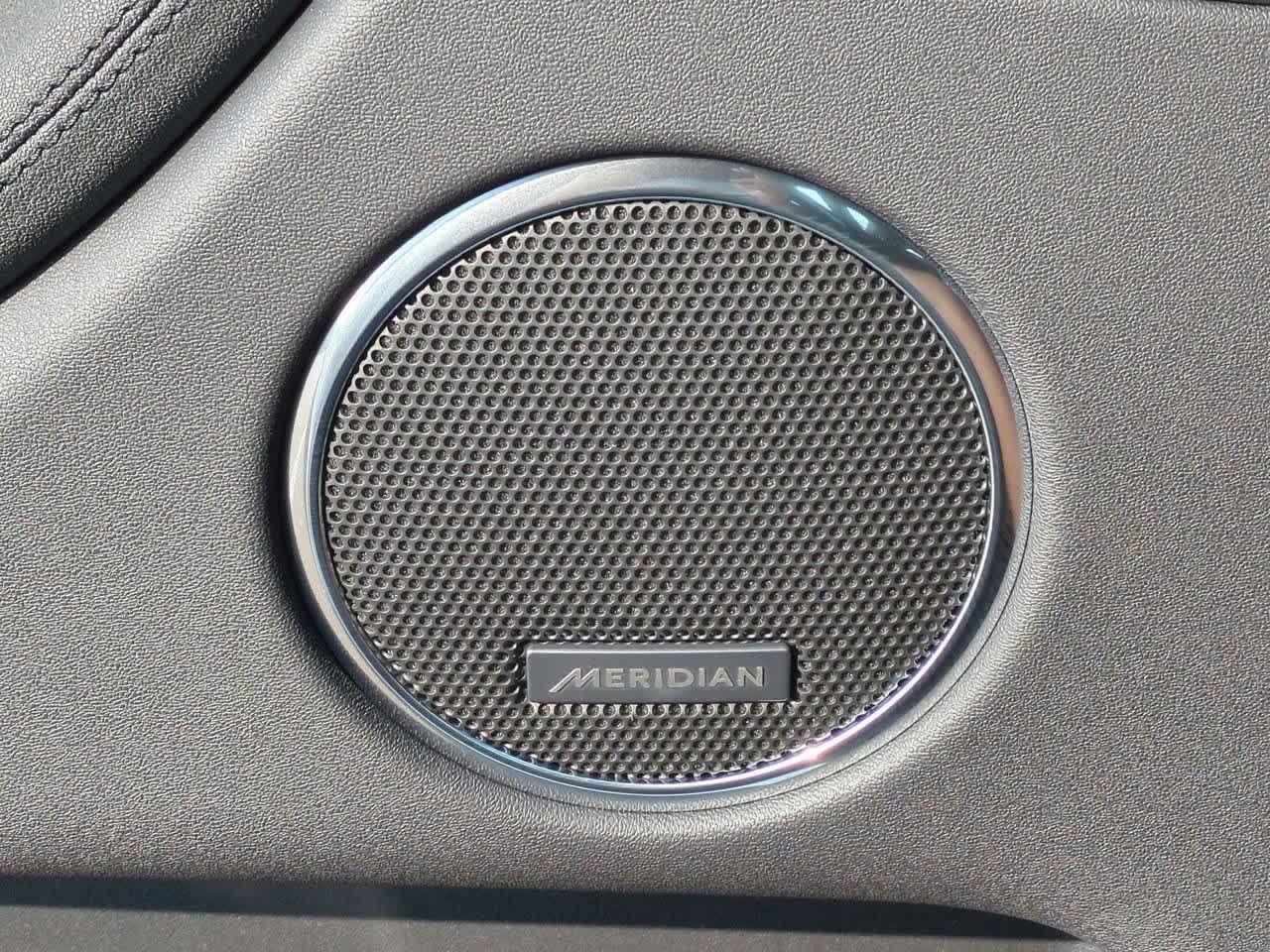 Thumbnail: 2025 Land Rover Discovery Sport - 30