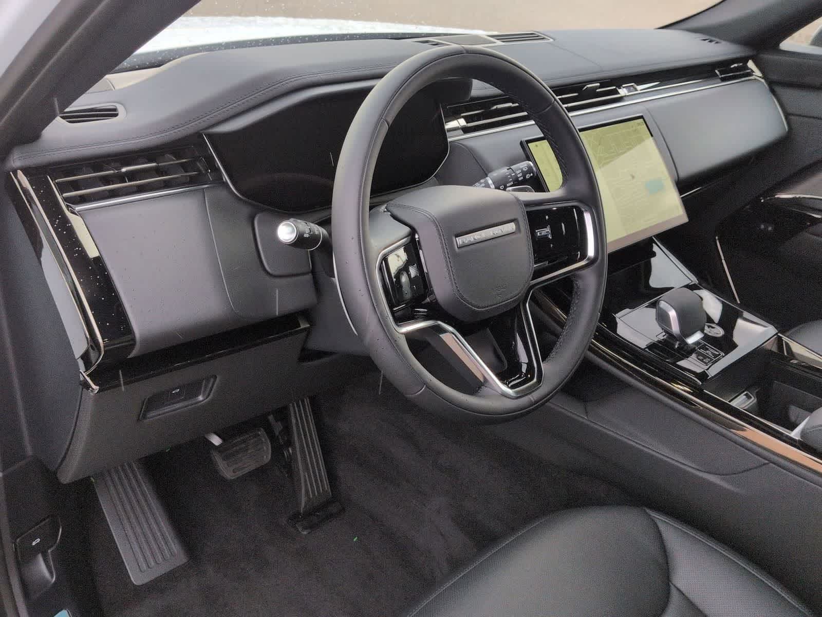 Thumbnail: 2026 Land Rover Range Rover Sport - 2