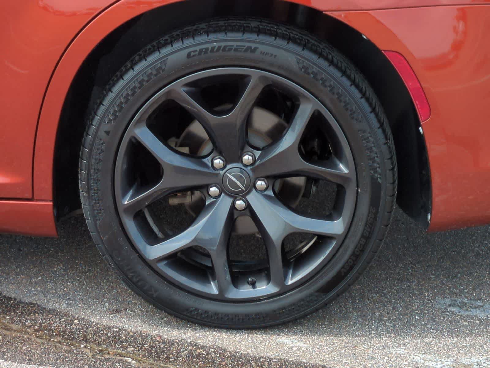Thumbnail: 2020 Chrysler 300 - 12