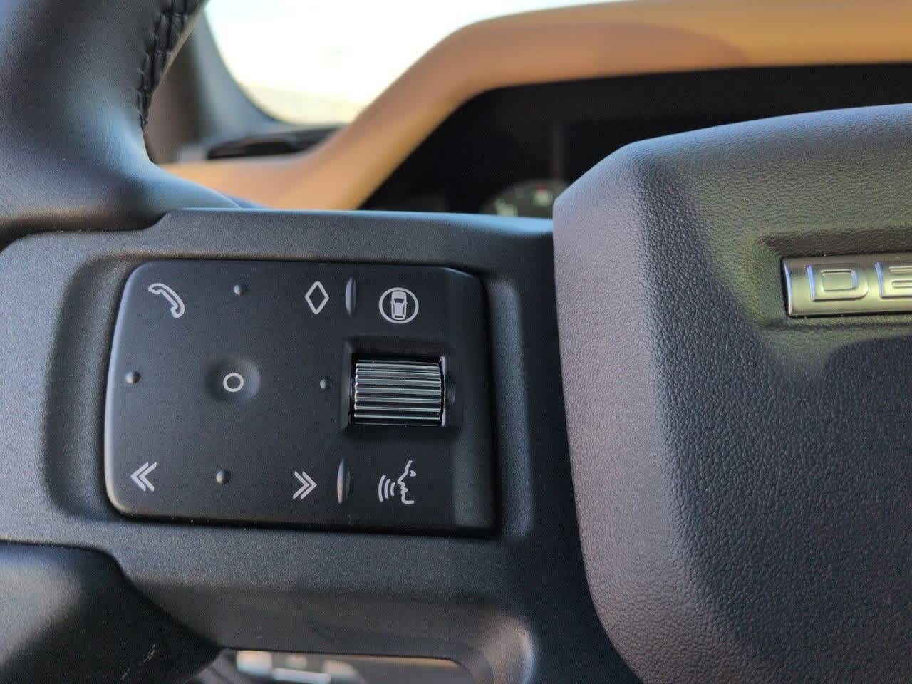 Thumbnail: 2026 Land Rover Defender - 24