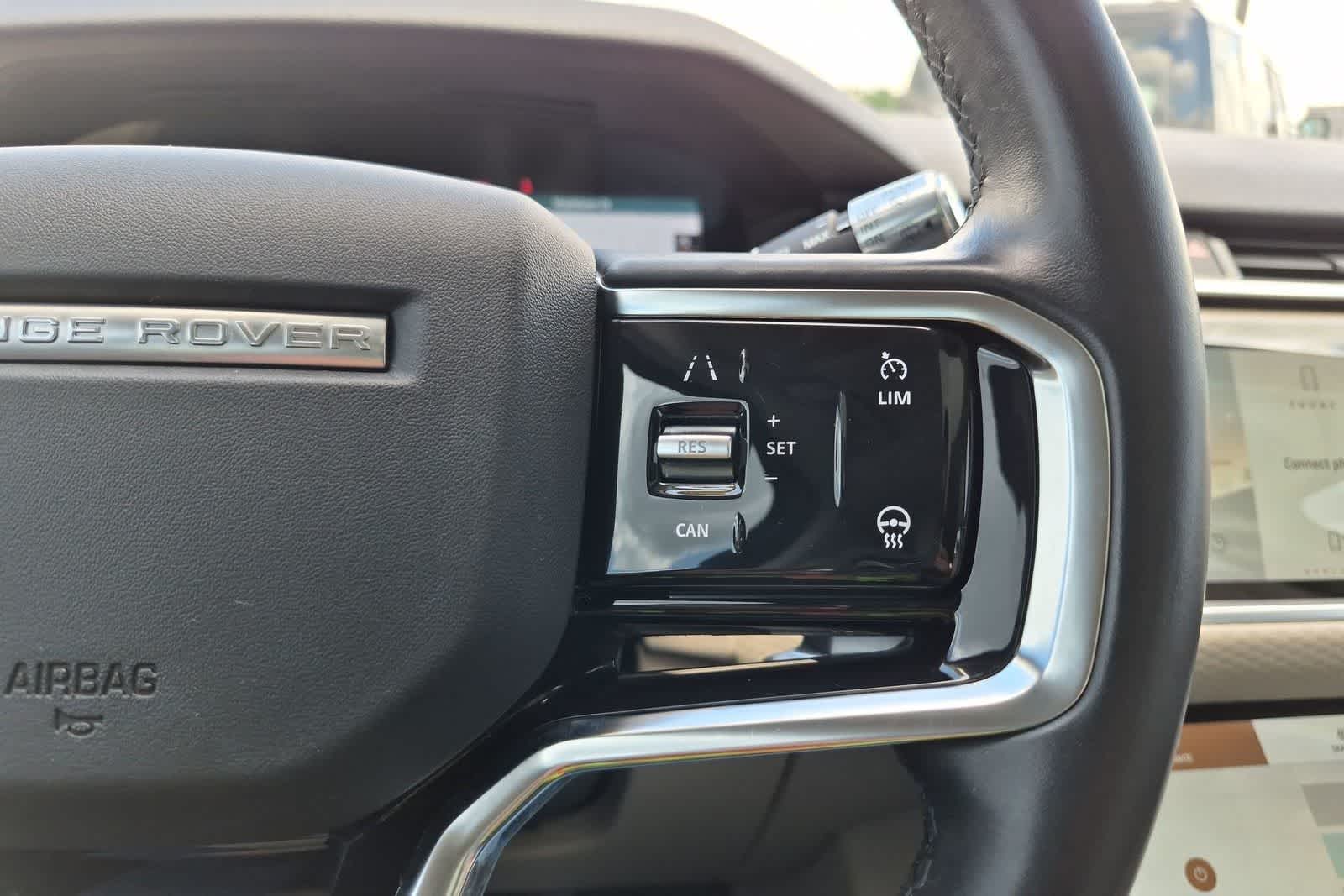 Thumbnail: 2021 Land Rover Range Rover Velar - 25