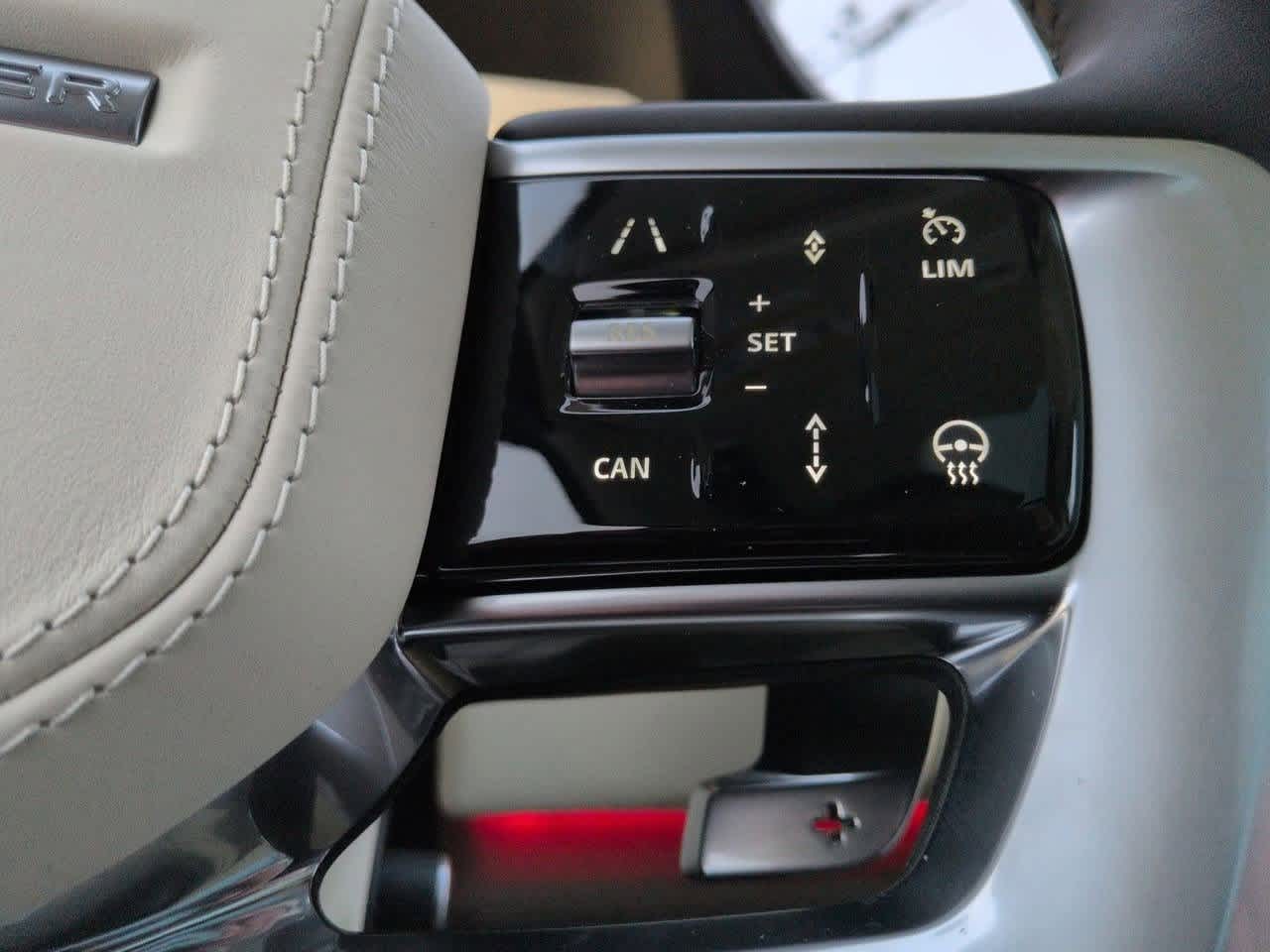 Thumbnail: 2026 Land Rover Range Rover - 26