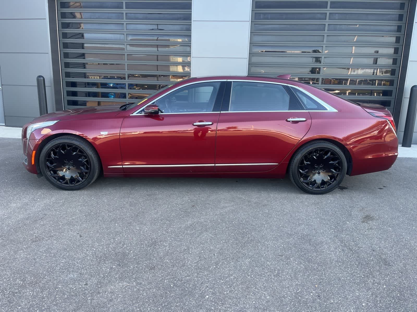 2017 Cadillac CT6 Luxury photo 2