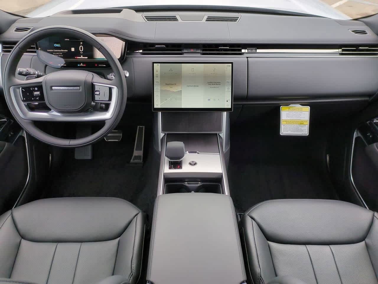 Thumbnail: 2025 Land Rover Range Rover - 15