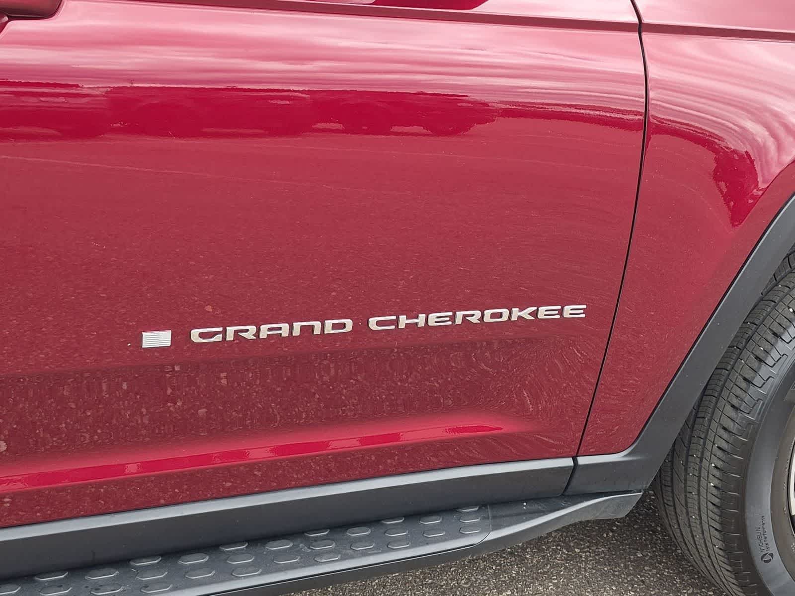 Thumbnail: 2023 Jeep Grand Cherokee - 12