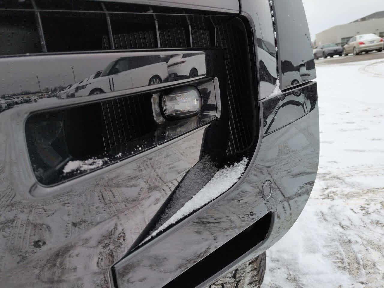 Thumbnail: 2025 Land Rover Defender - 10