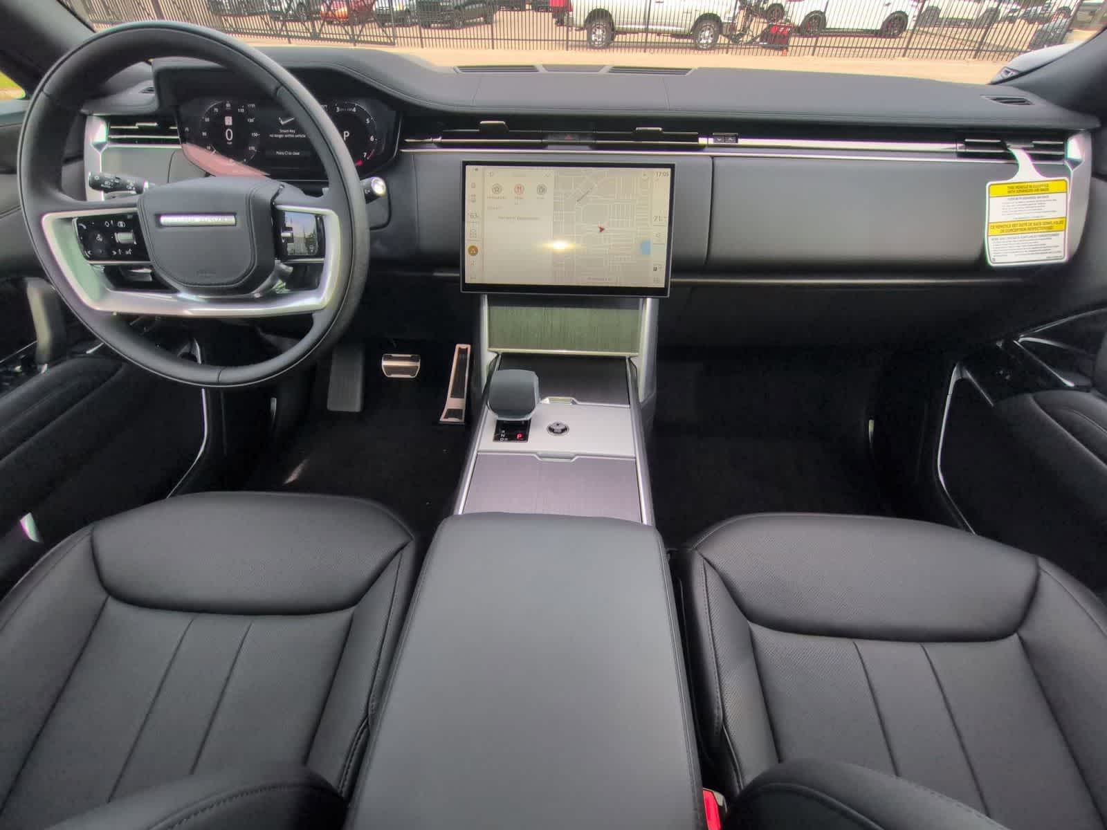 Thumbnail: 2026 Land Rover Range Rover - 15