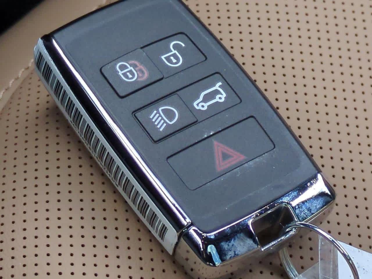 Thumbnail: 2026 Land Rover Range Rover Sport - 37