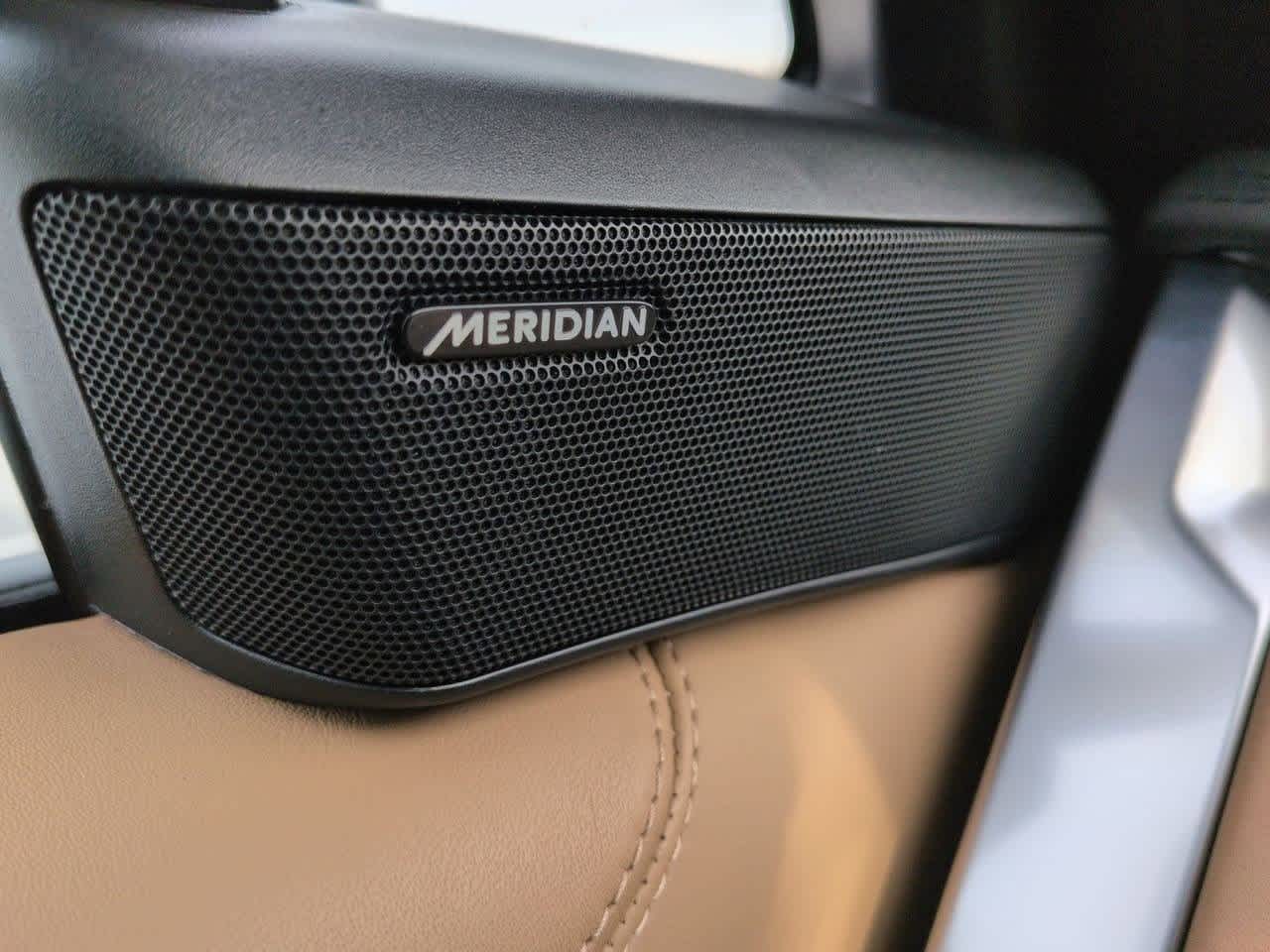 Thumbnail: 2026 Land Rover Range Rover - 31