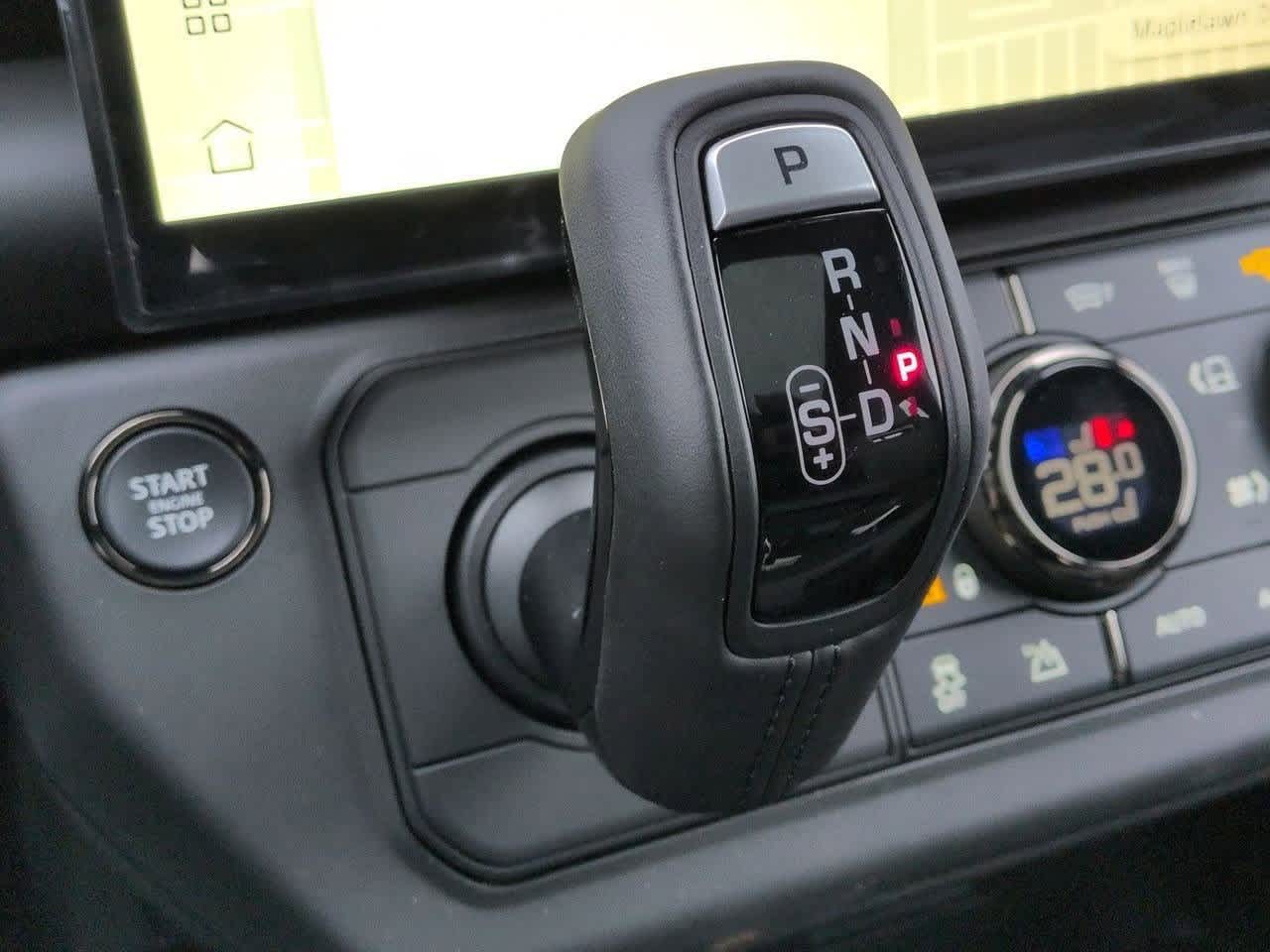 Thumbnail: 2025 Land Rover Defender - 34
