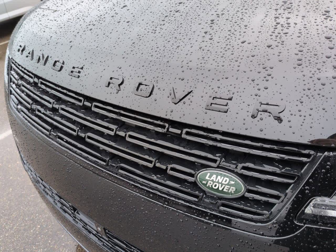 Thumbnail: 2026 Land Rover Range Rover Sport - 11