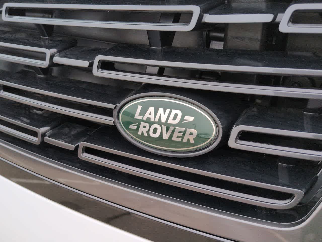 Thumbnail: 2026 Land Rover Range Rover - 11