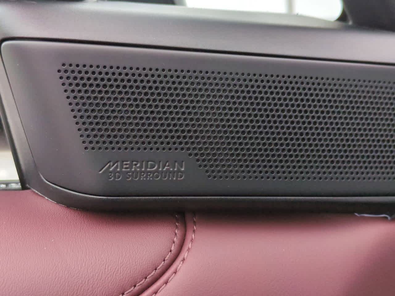 Thumbnail: 2026 Land Rover Range Rover - 32