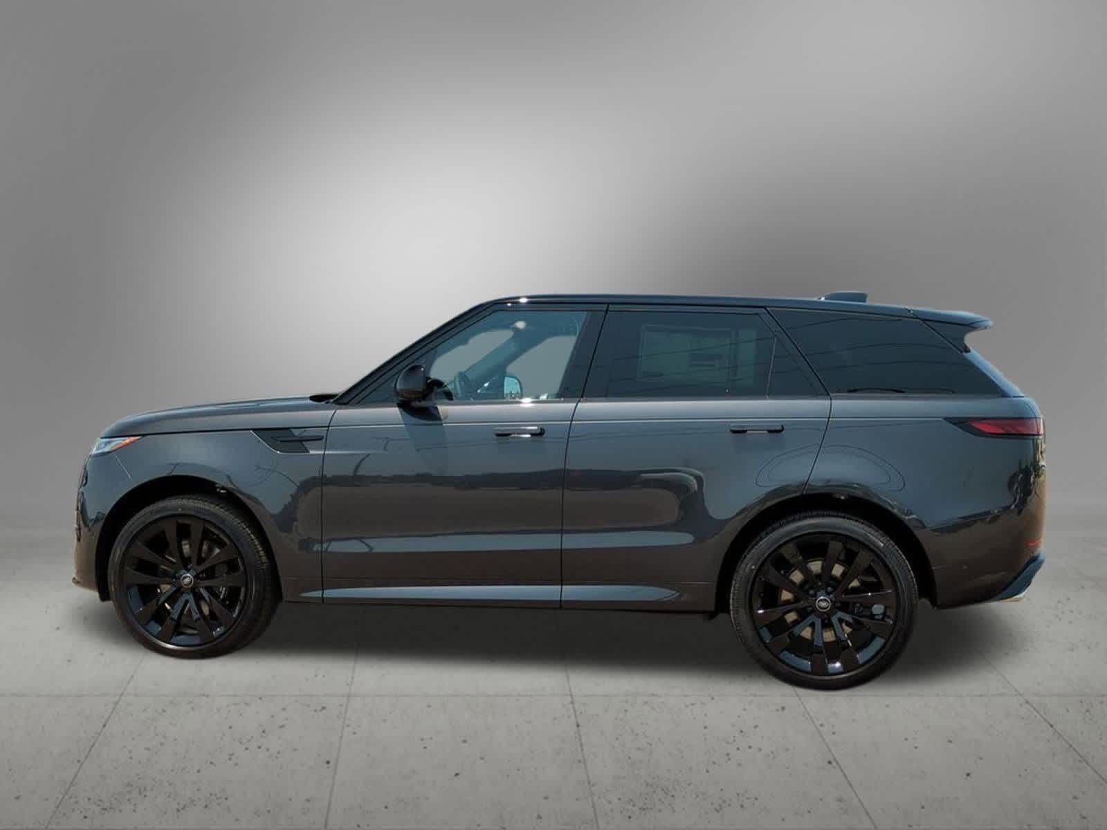 Thumbnail: 2025 Land Rover Range Rover Sport - 3
