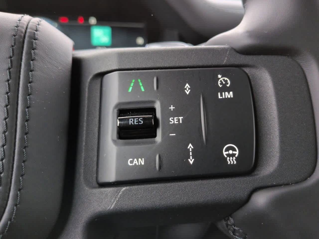 Thumbnail: 2025 Land Rover Defender - 26