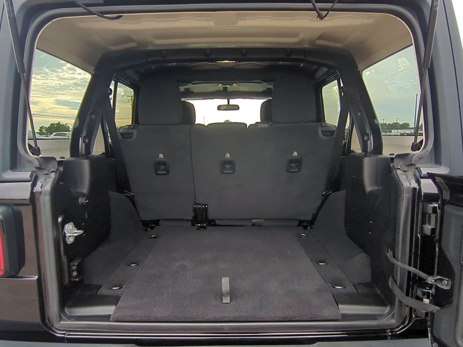 2021 Jeep Wrangler Unlimited Willys Sport - Photo 32