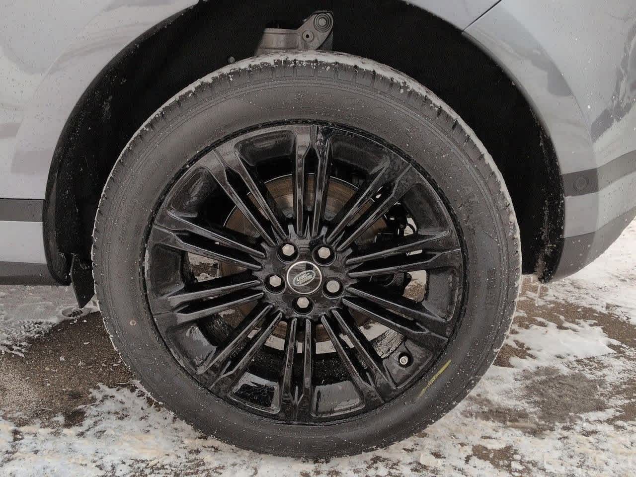 Thumbnail: 2026 Land Rover Range Rover Evoque - 13