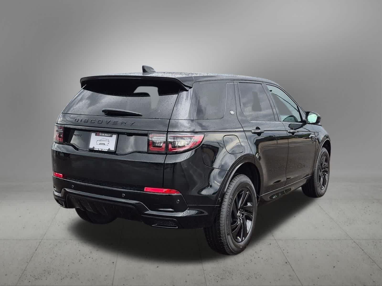 Thumbnail: 2026 Land Rover Discovery Sport - 6