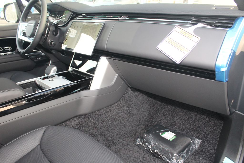 2026 Land Rover Range Rover SE - Photo 24